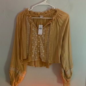 Beachy Top! Never been worn before!🌊🌊